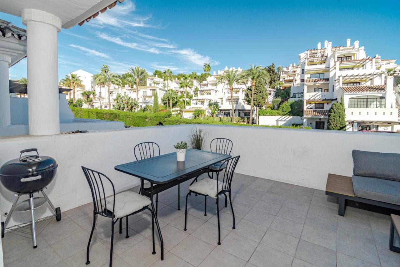 Apartment Captivating 2 Bedroom In Popular Nueva Andalucia Close To Centro Plaza Marbella